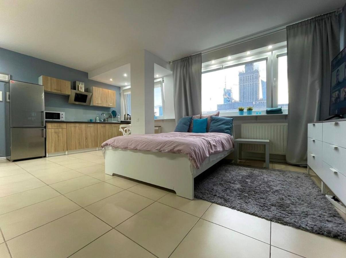 Gold 3 Metro X2 Wifi 300 Mbs 60'Tv Netflix Hbo Appletv+ Apartment Warsaw Exterior photo